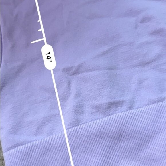 Aerie lavender athletic fitted crop top - Picture 4 of 4